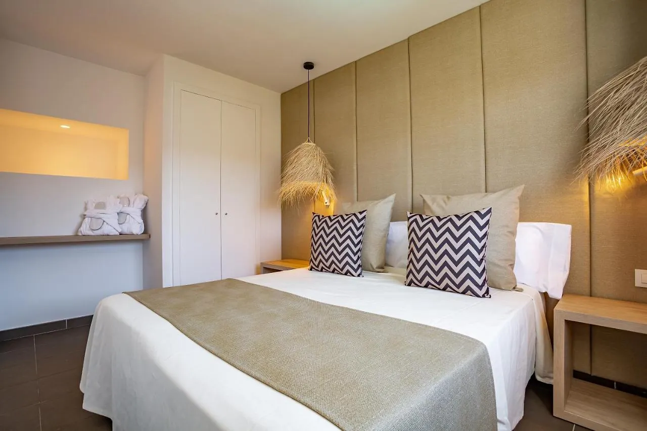 פלאייה דן בוסה Migjorn Ibiza Suites & Spa פלאייה דן בוסה