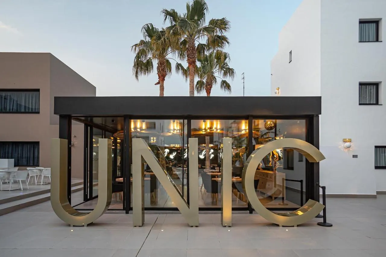 פלאייה דן בוסה Migjorn Ibiza Suites & Spa מלון דירות פלאייה דן בוסה
