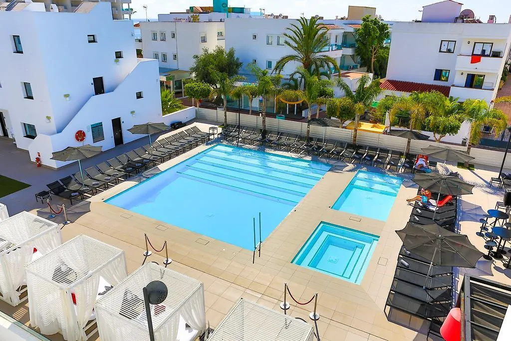מלון דירות פלאייה דן בוסה Migjorn Ibiza Suites & Spa