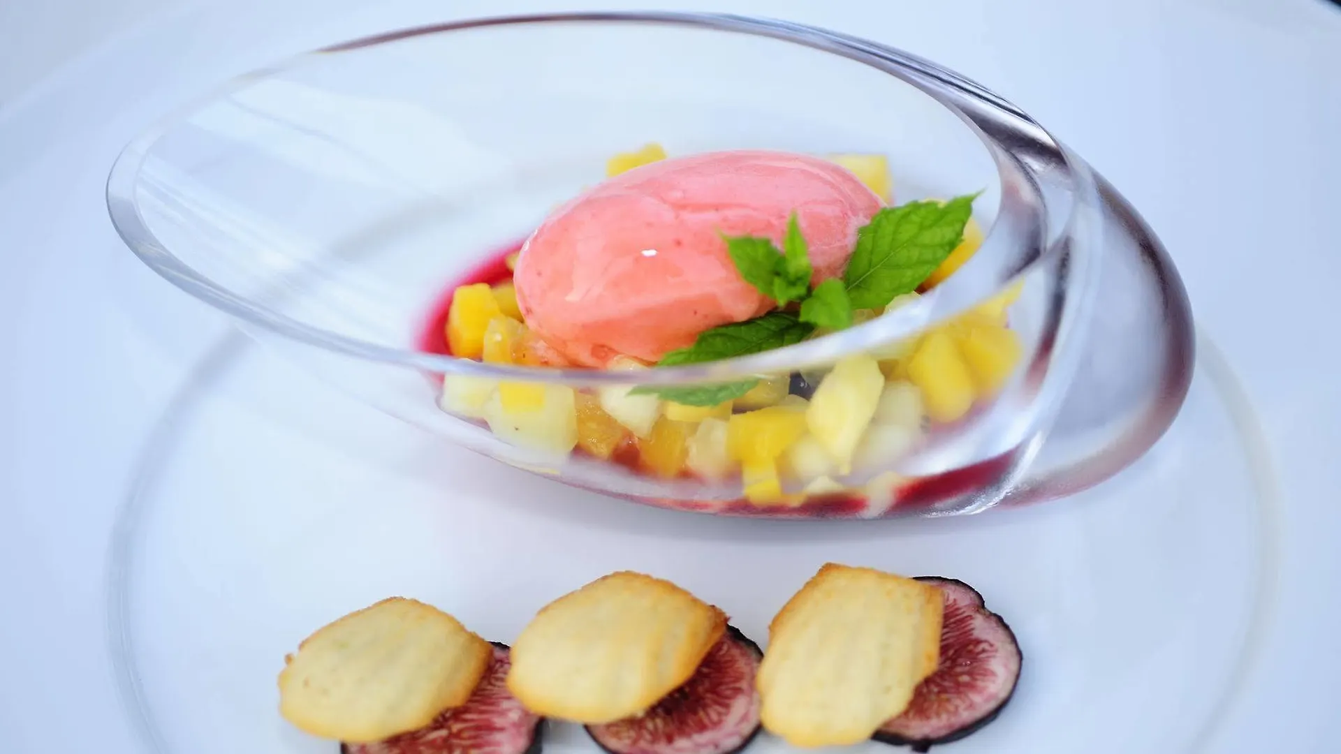 פלאייה דן בוסה Migjorn Ibiza Suites & Spa מלון דירות